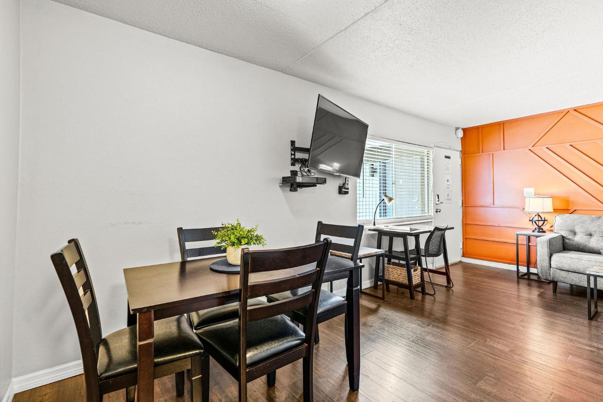 Avenida Apartamento *