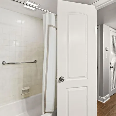 Avenida Apartment Tampa Exterior photo