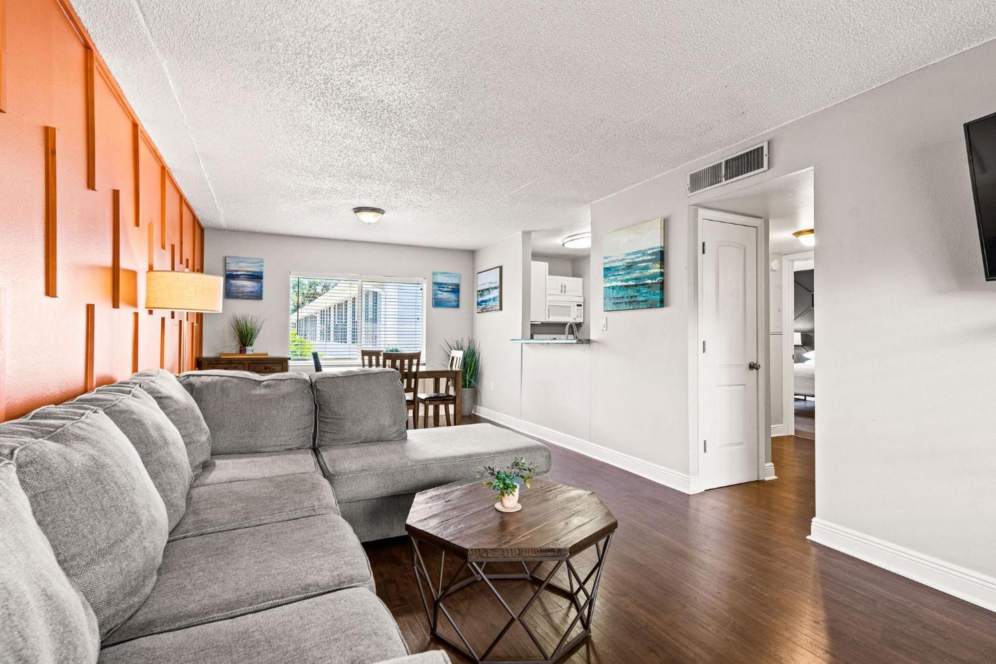 Avenida Apartment *